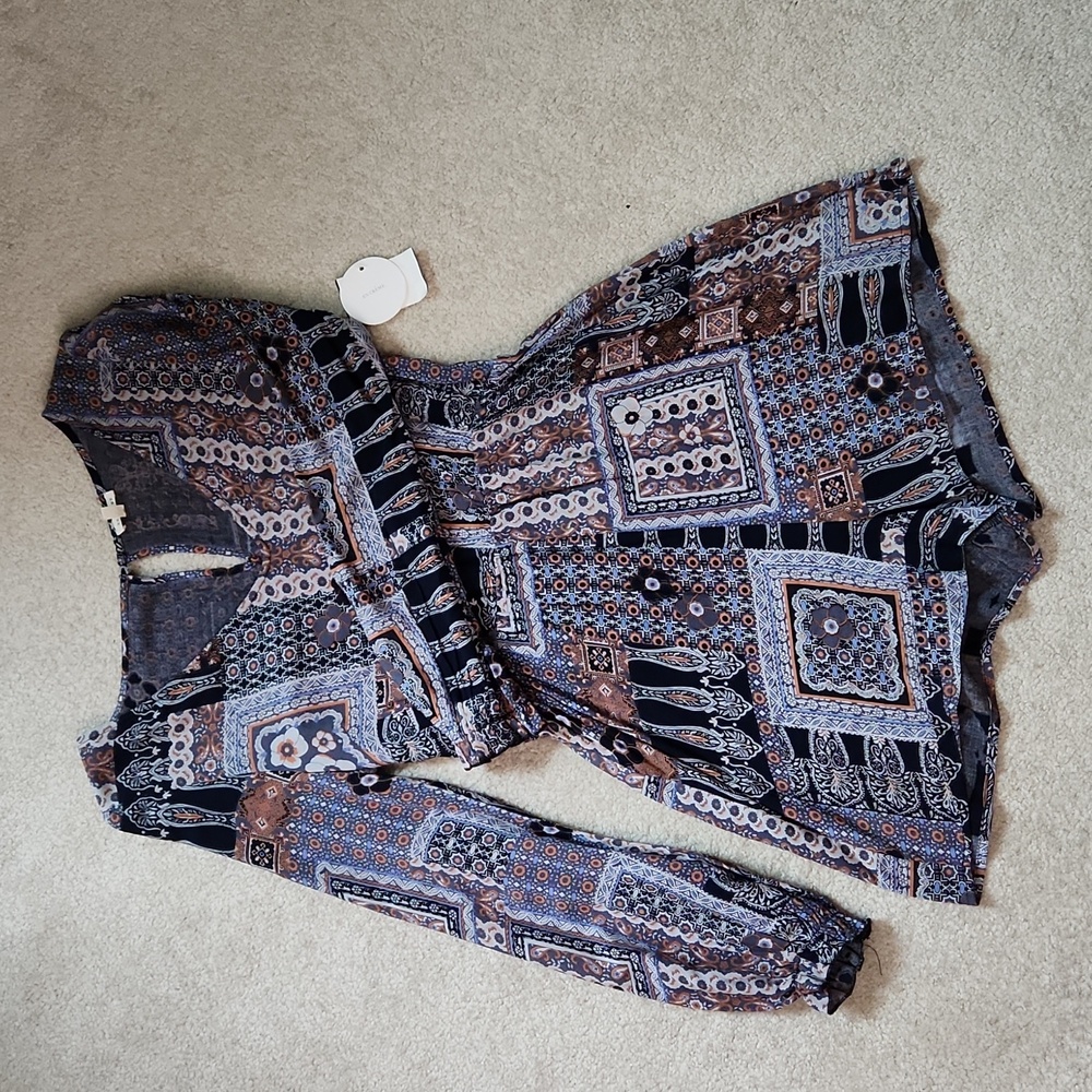Vintage Boutique Long Sleeve Romper
